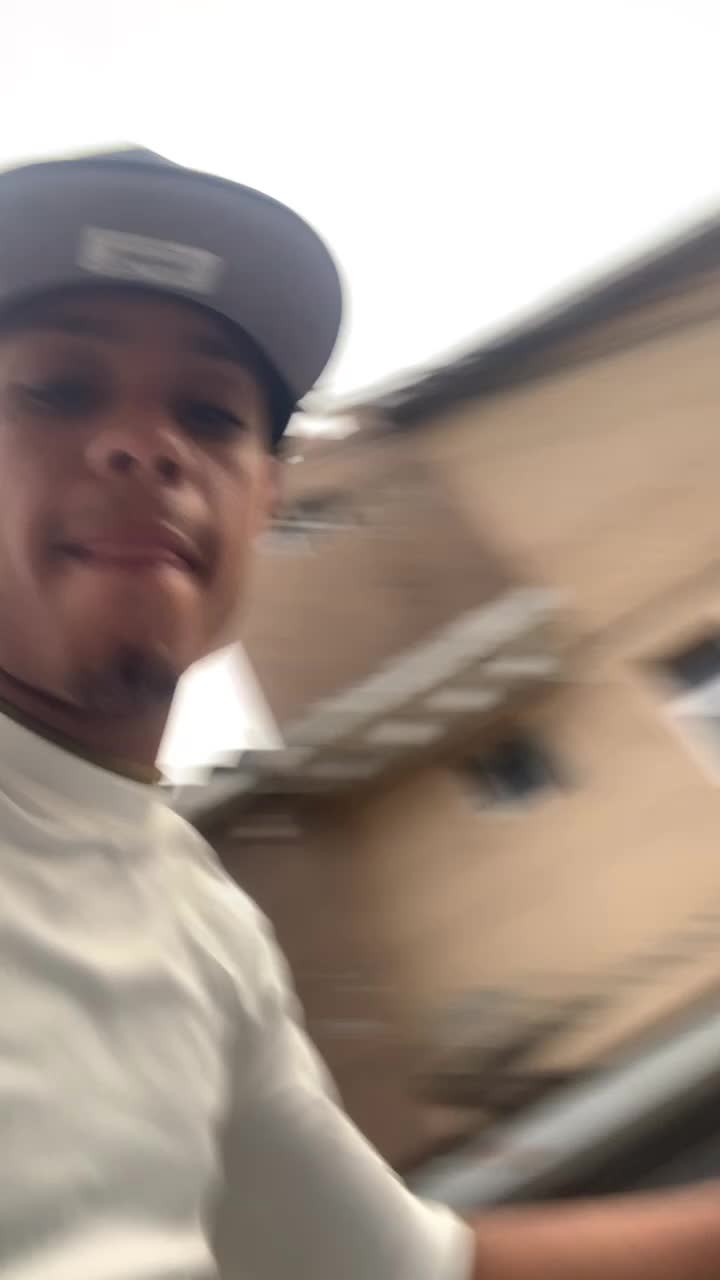 @Yei_ 23✌️💯