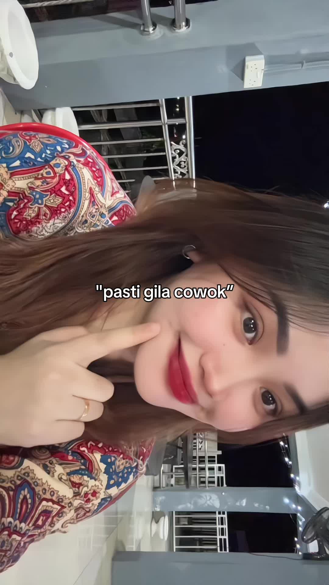 @Yoolly🐒