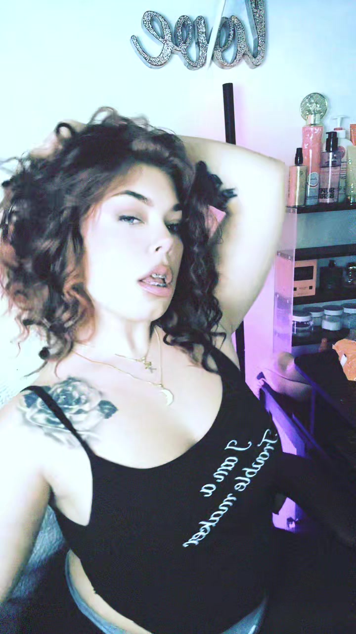 @lolathebunnnyy🥕🐰