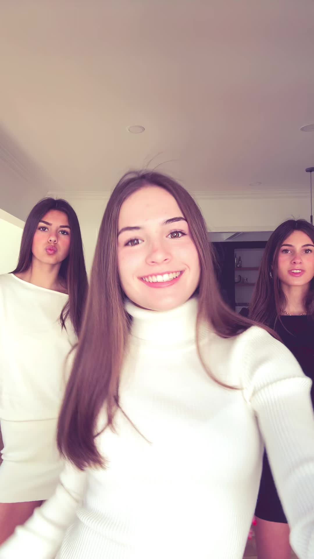 @Ava Gruenhut