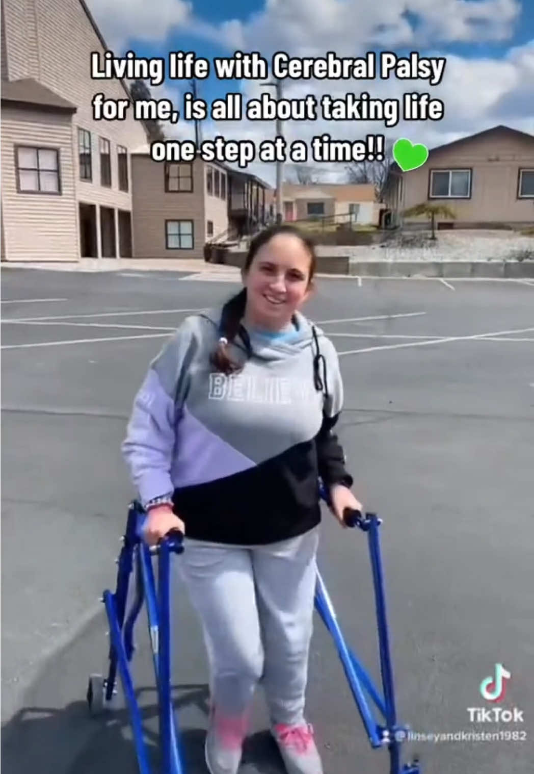 @Linsey🦋and Kristen