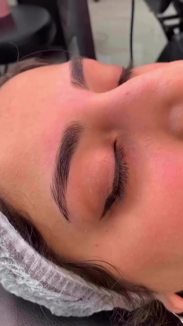 @الماكيره ساره حيدر