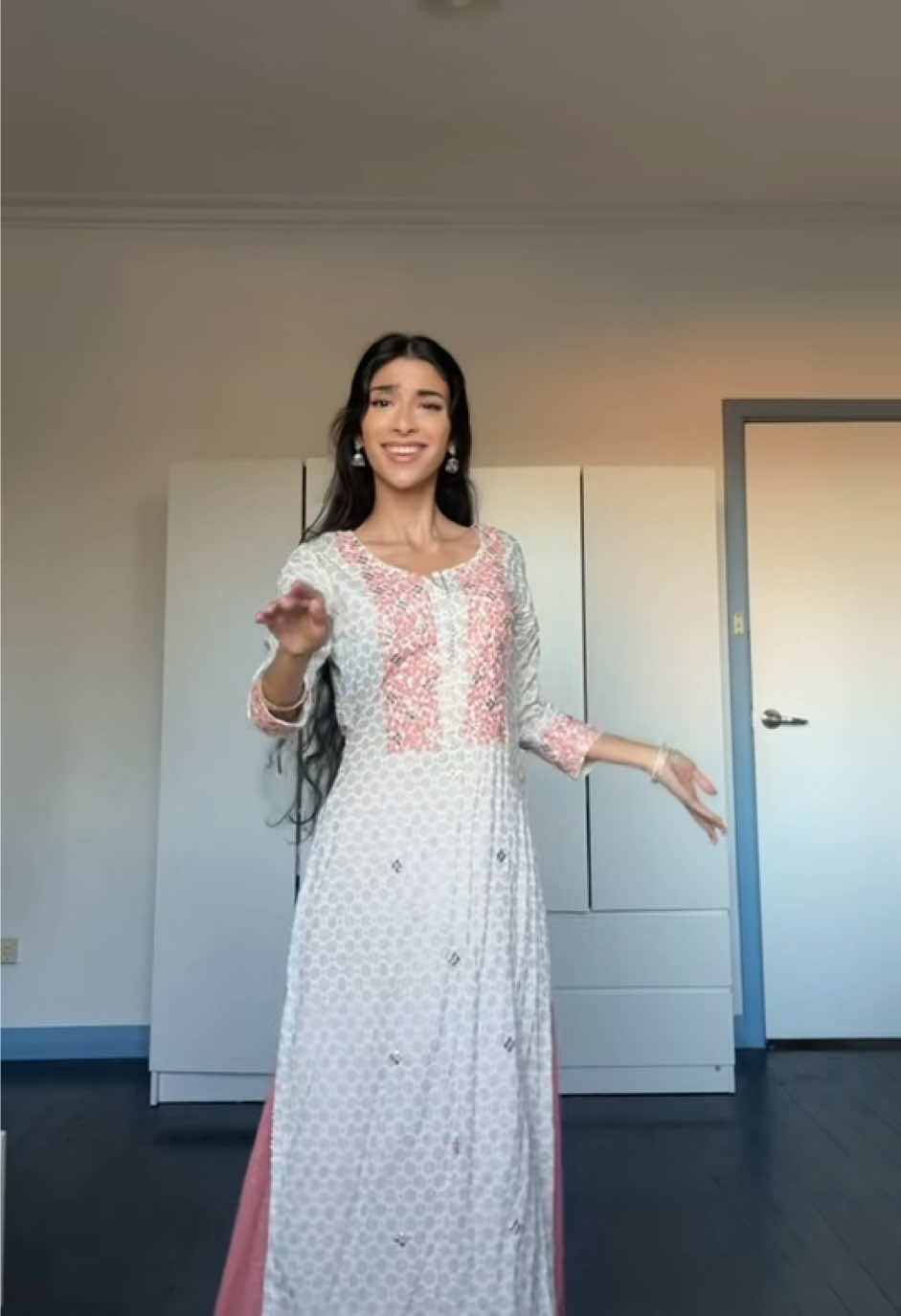 @Laxmi 👸🏻🇳🇵