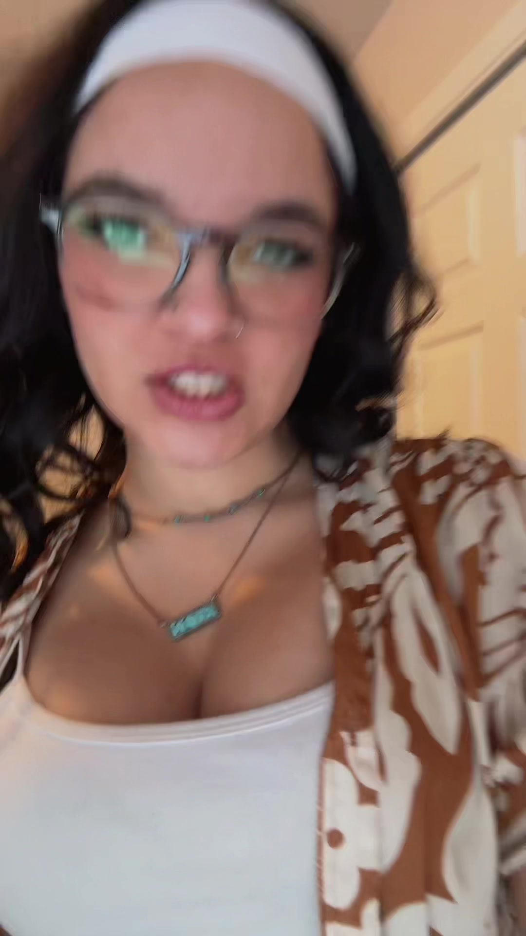 @H E L E N A