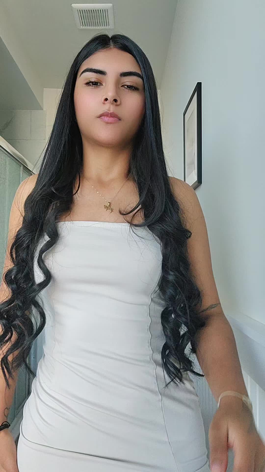 @oficial.yuliana