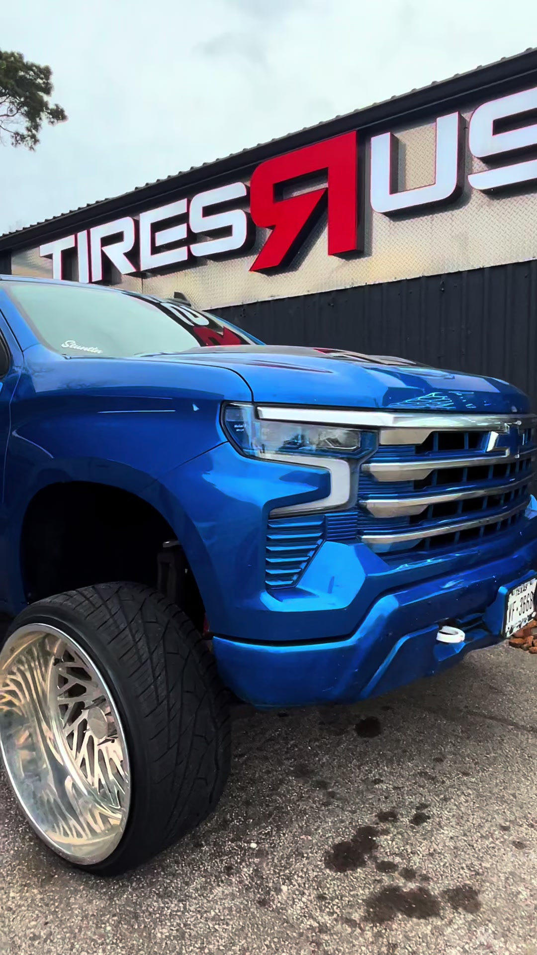 @Tires R Us
