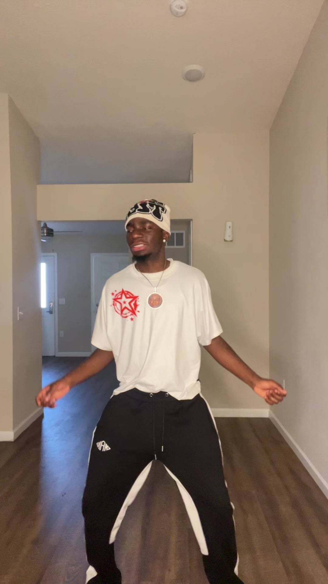@joshua_Olenga