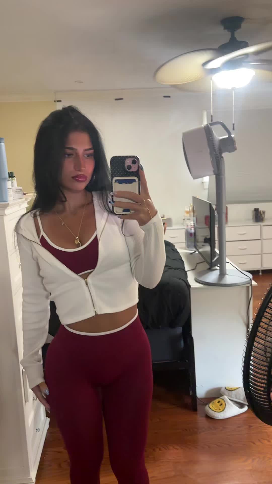 @avadeluca