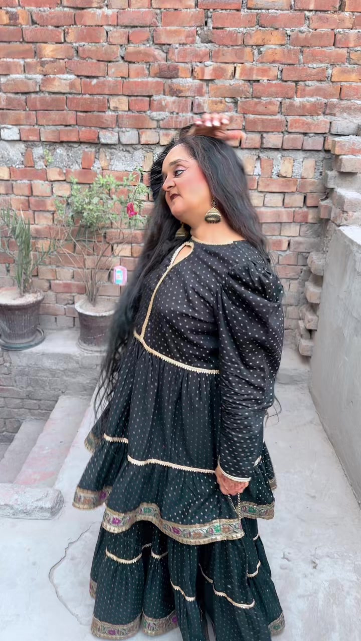 @Ayesha Sardar
