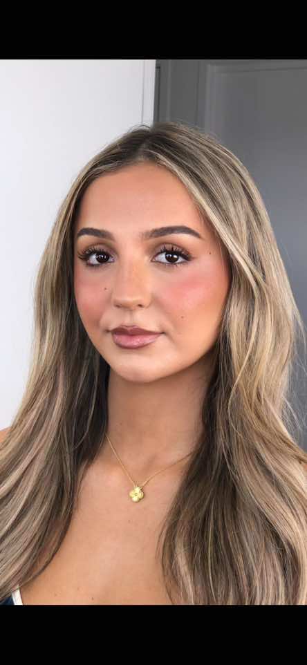 @Makeup by Nicole Jane