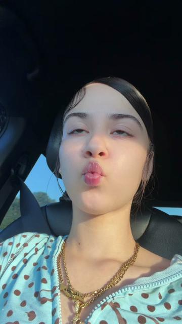 @lil em