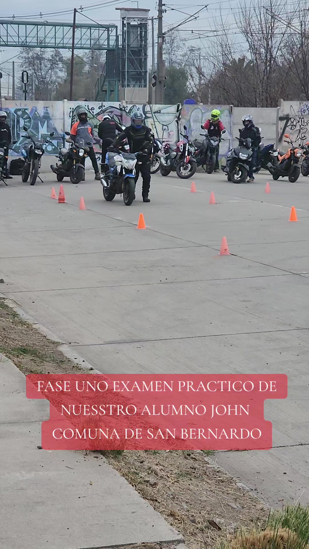 @CLASESDEMOTO.GIXXERMANIA