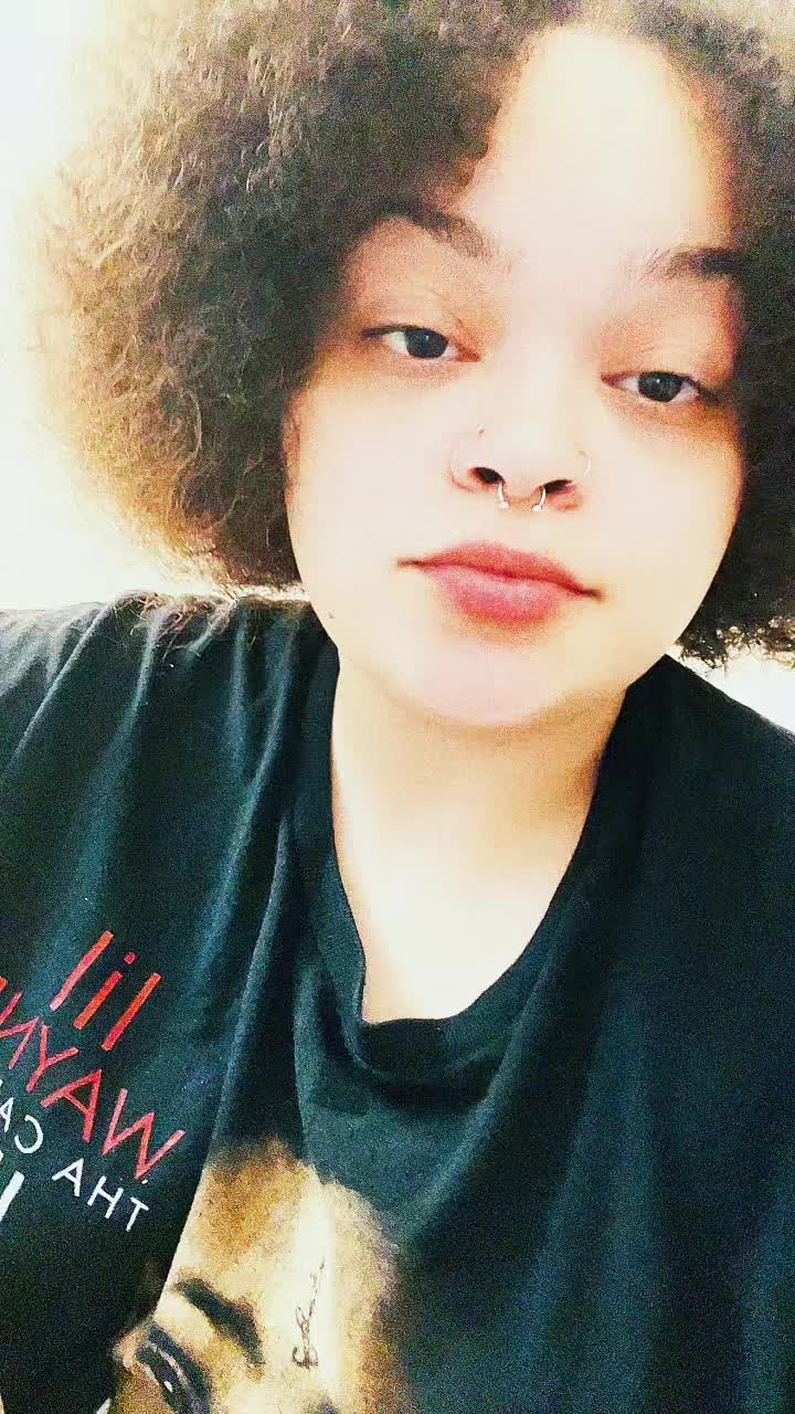 @Siya🤏🏽☺️