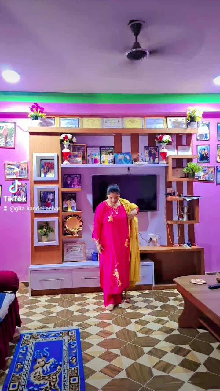 @Gita123u