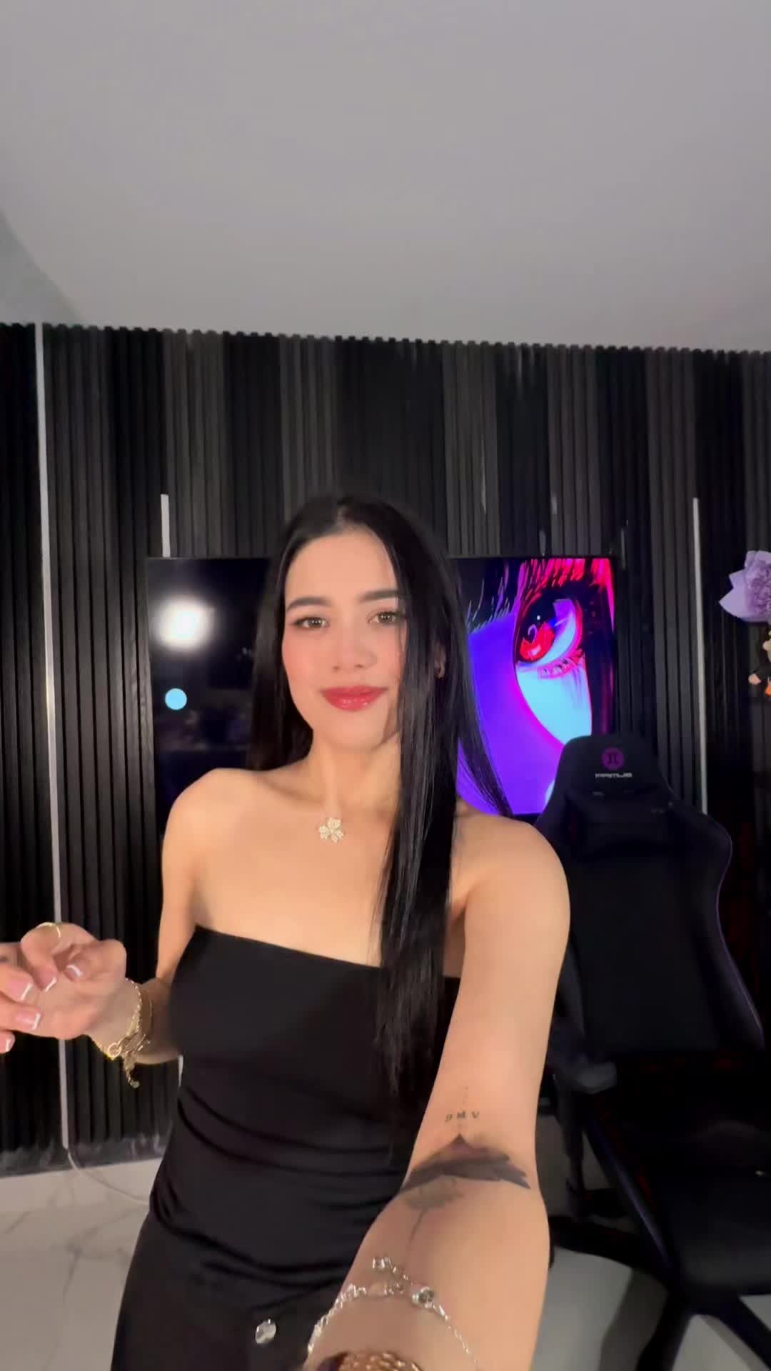 @𝐷𝑚𝑣💜