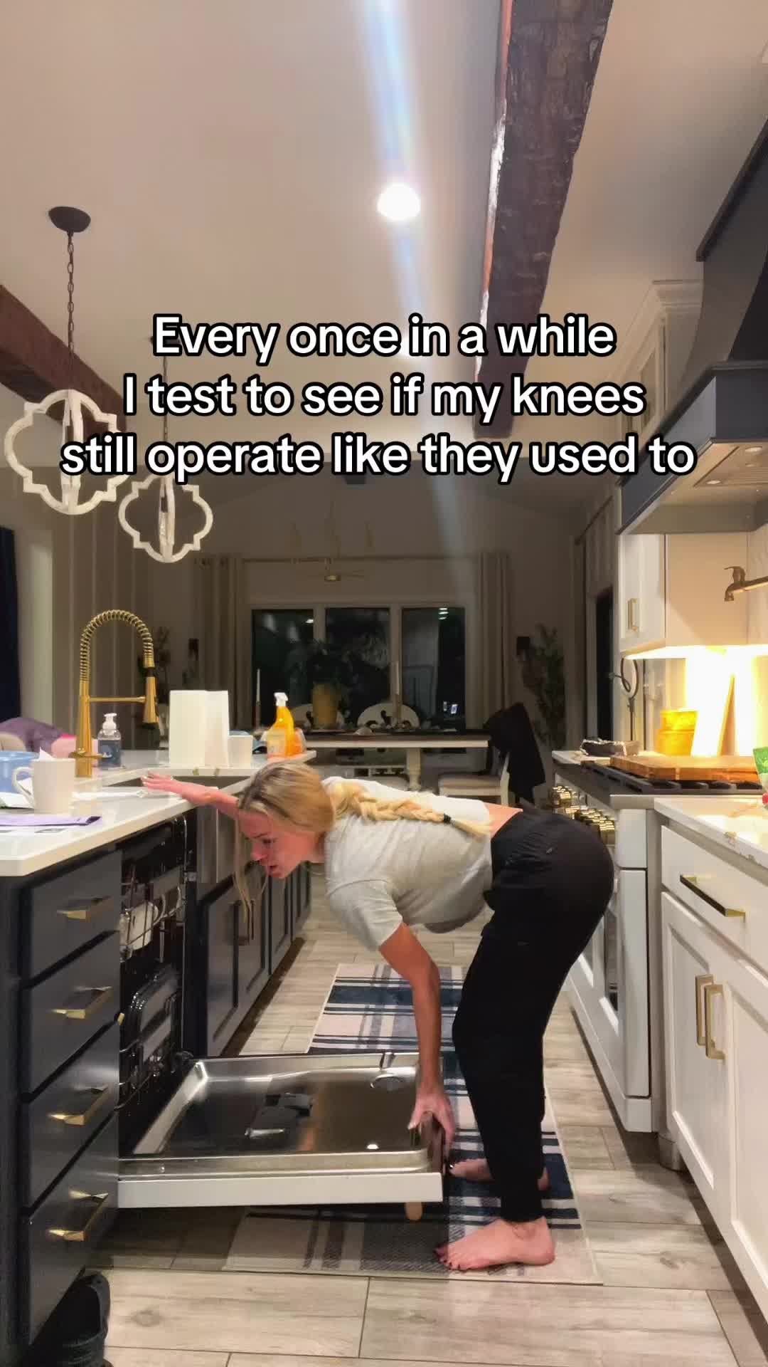 @Christina&bull;Wife&bull;Millennial Mom