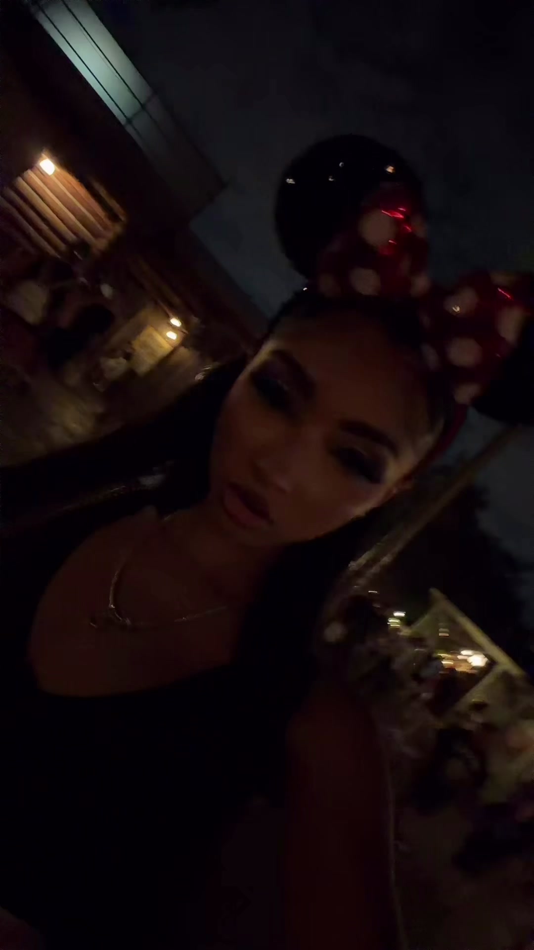 @lolaleilanii