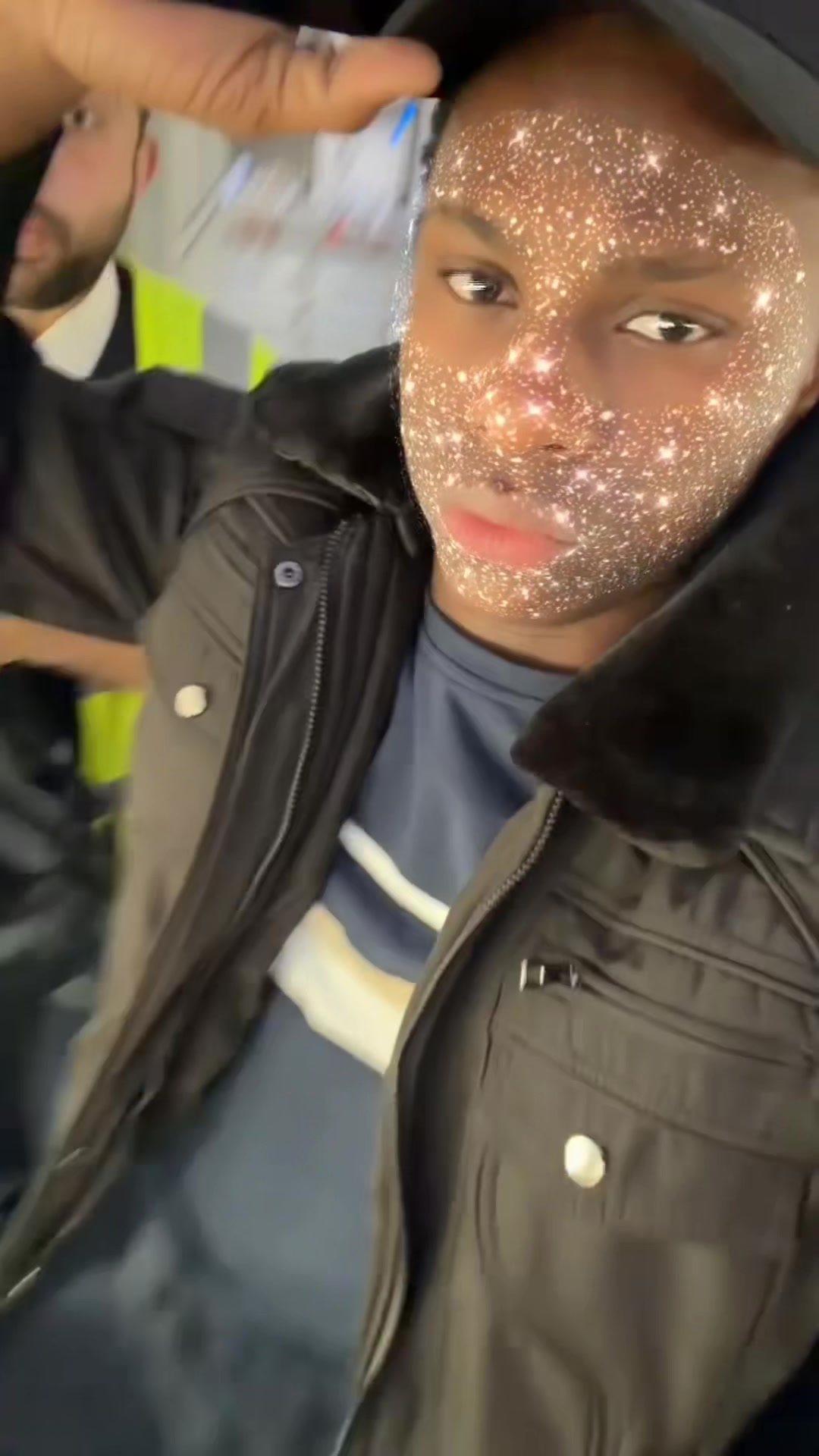 @𝐌𝐎𝐇𝐃🦅🧶