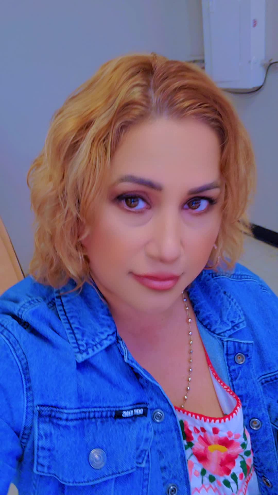 @Claudia Cabrera