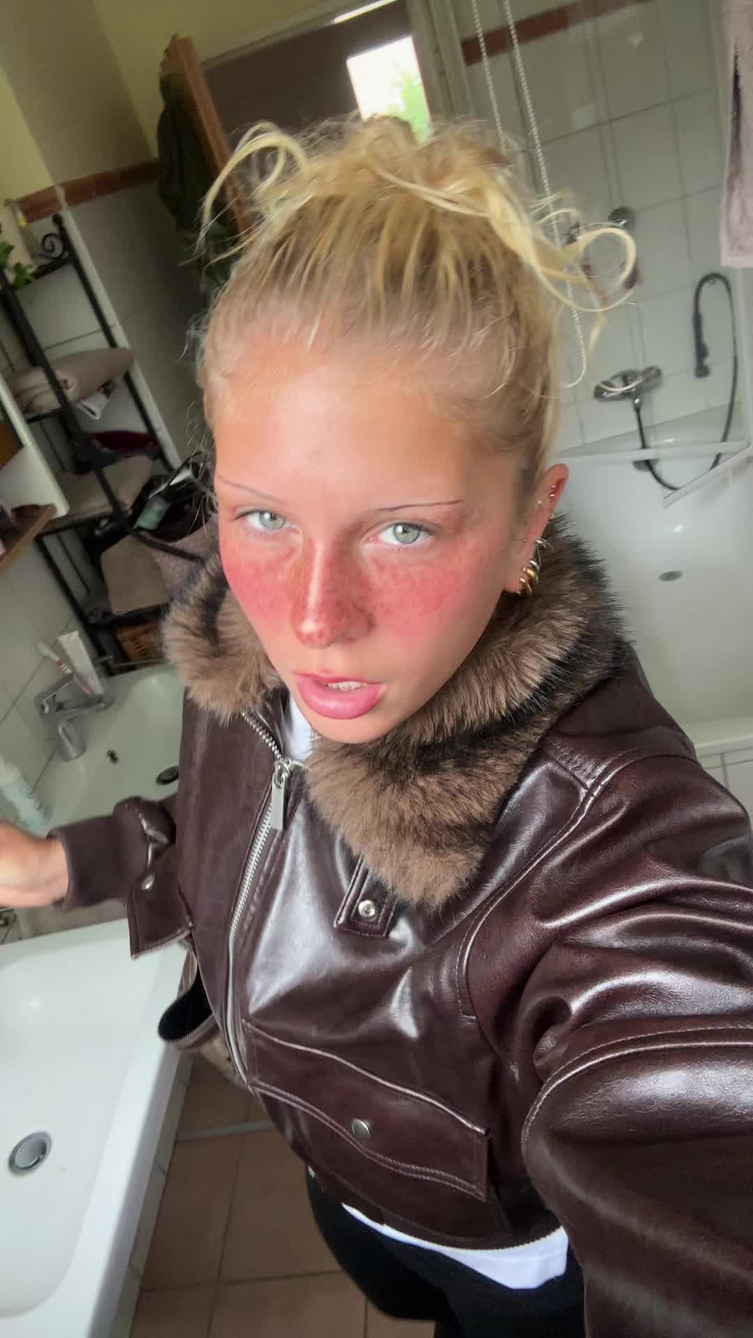 @mira