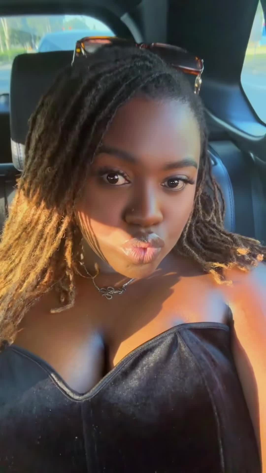 @Kimmy🦋