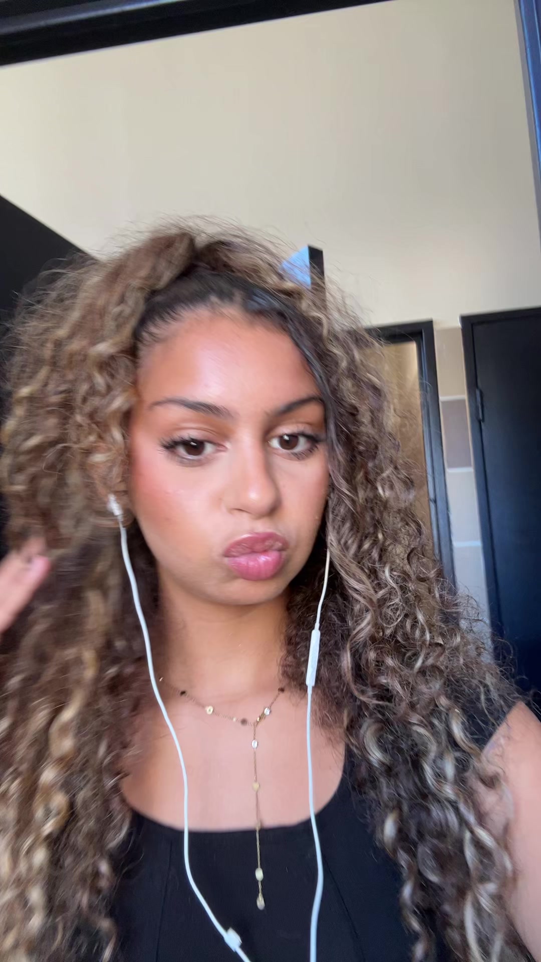 @Kely🇹🇳