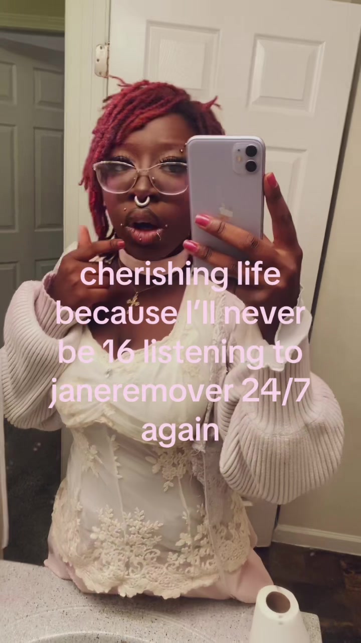 @🐞