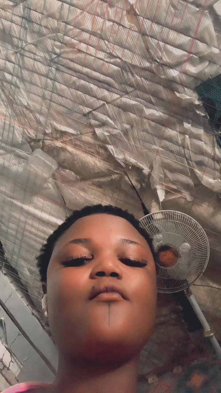 @Anikeade💕💕🥹