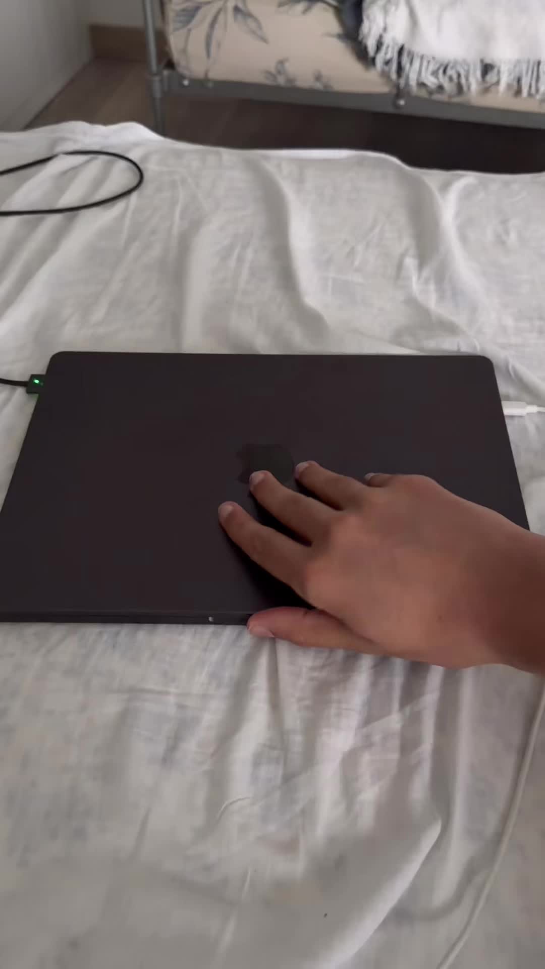 @AppleDesigner