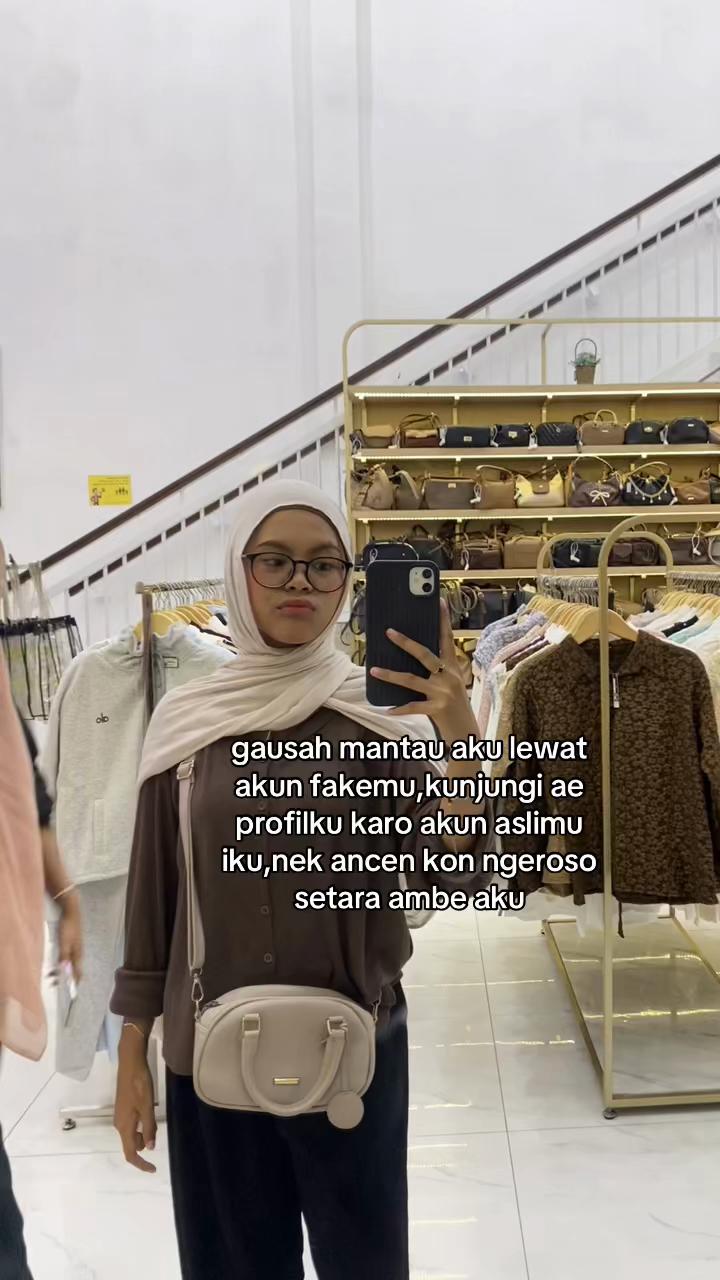 @mmm