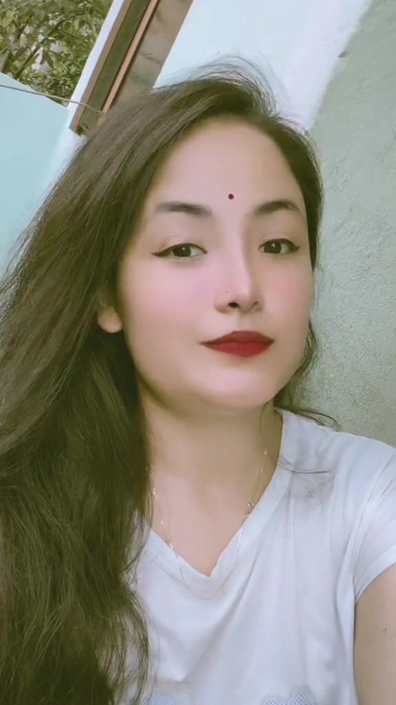 @👑NISHA_THAPA👑