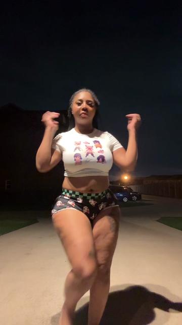 @Lilbabyyashleyy