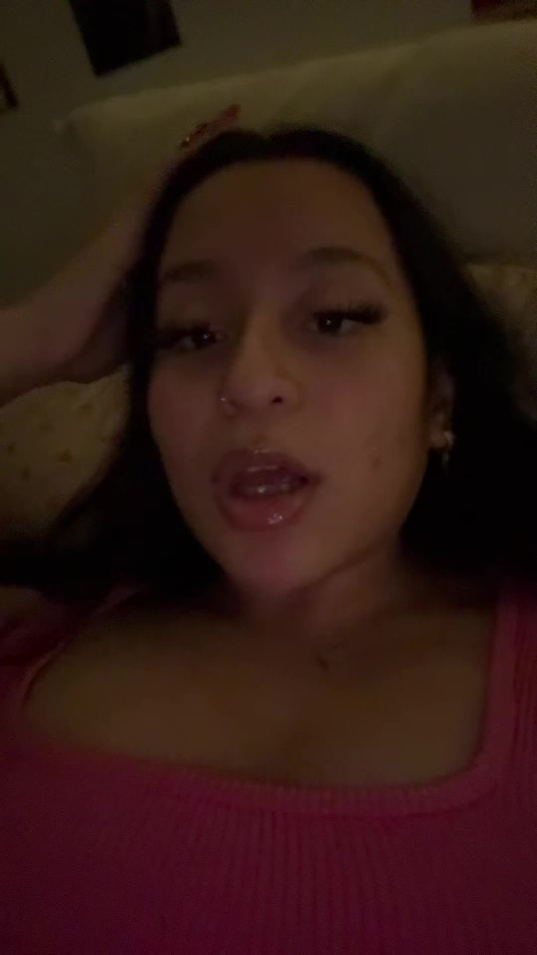 @ava<3