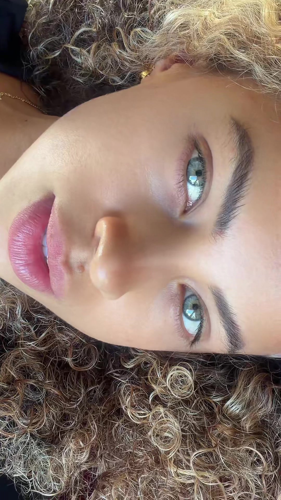 @Lu&iacute;sa Stella