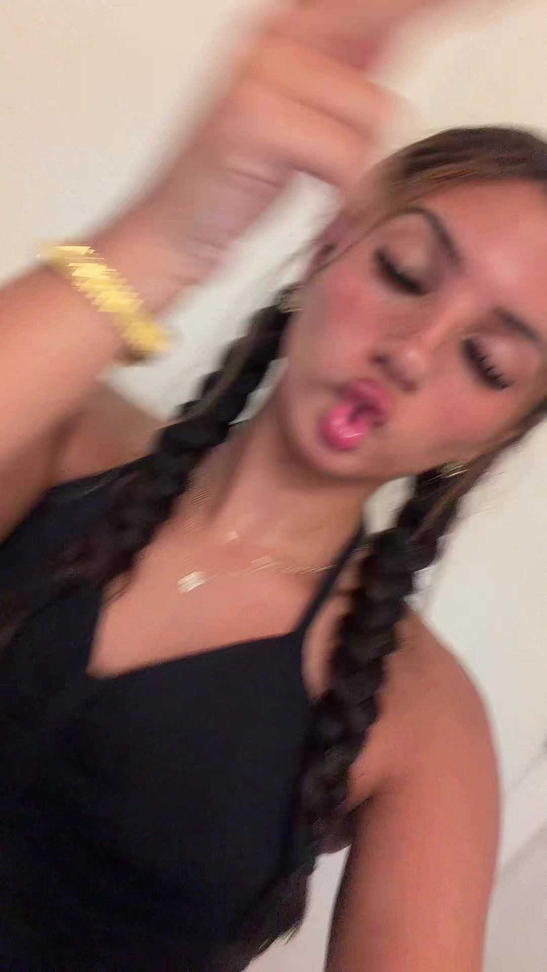 @gg