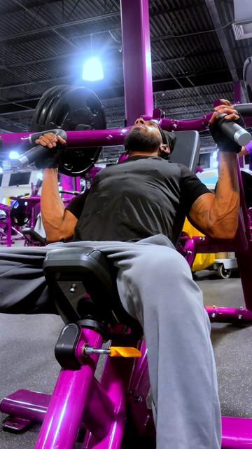@Ivan&rsquo;s fitness #cdn
