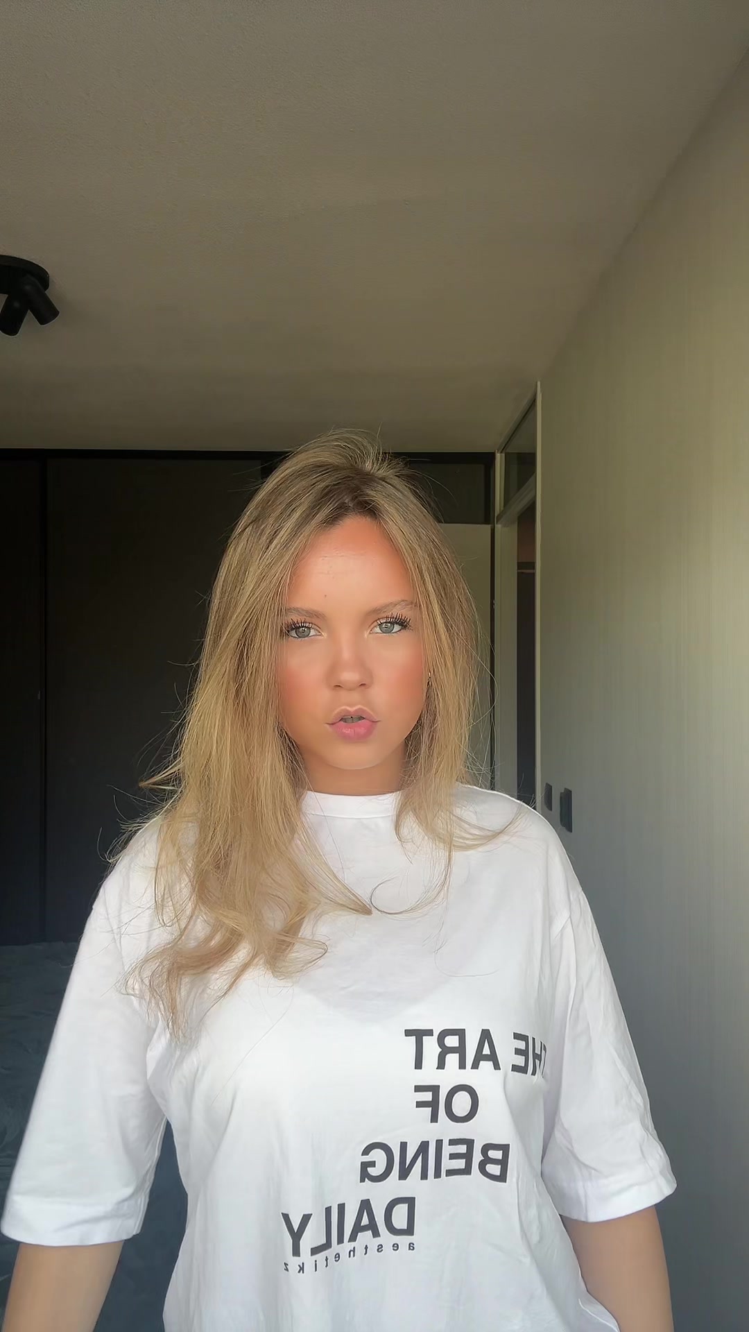@ZOE PAUPTIT