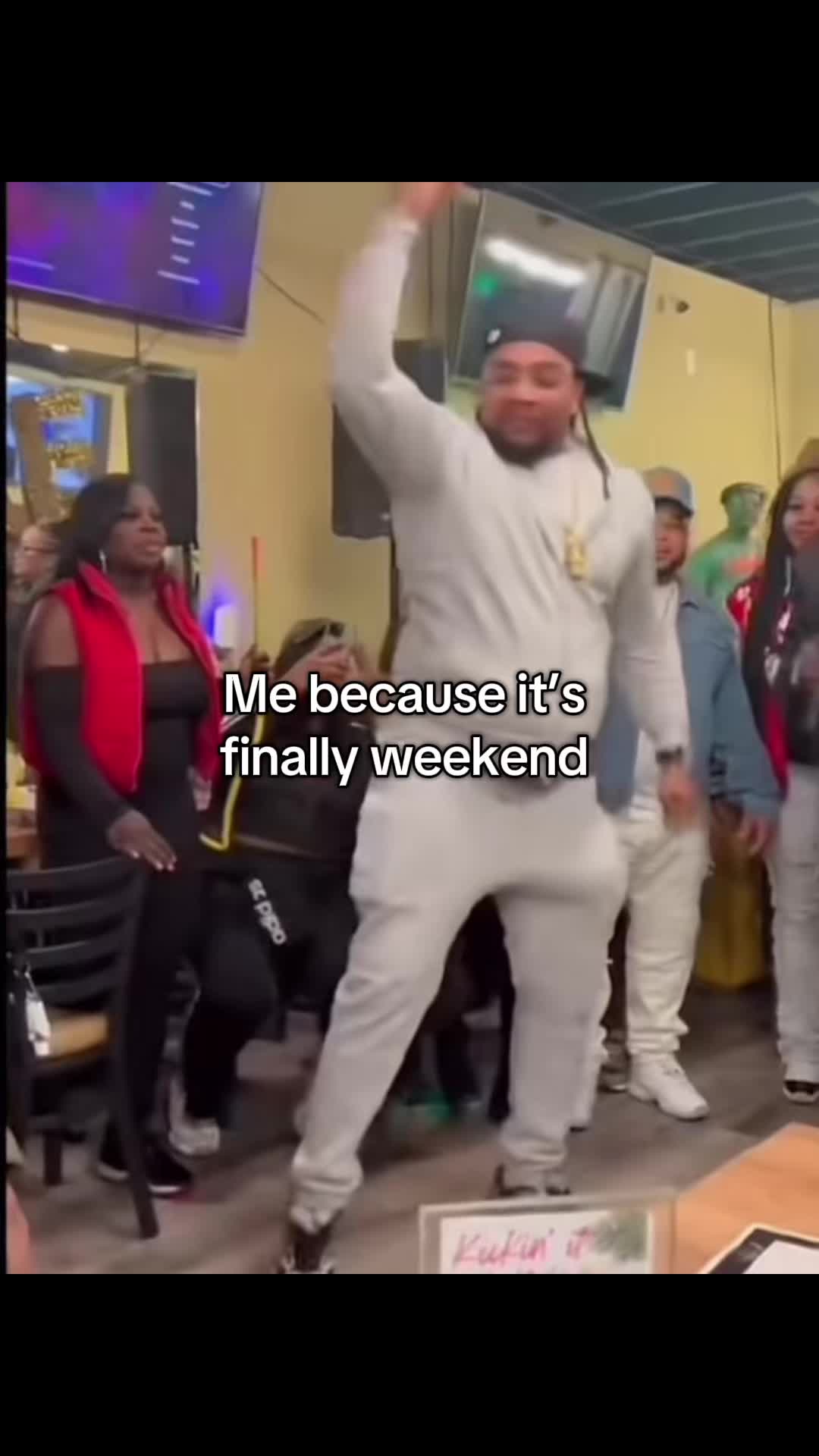@🧙🏿♂️