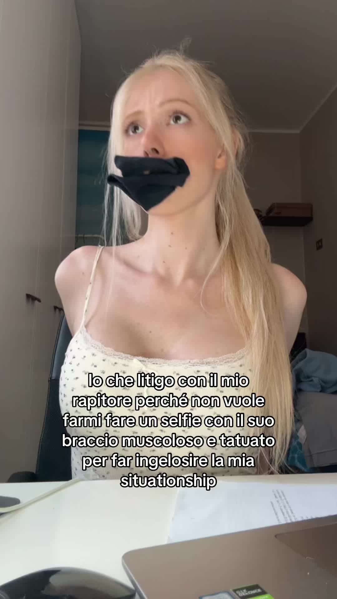 @avroraa.h