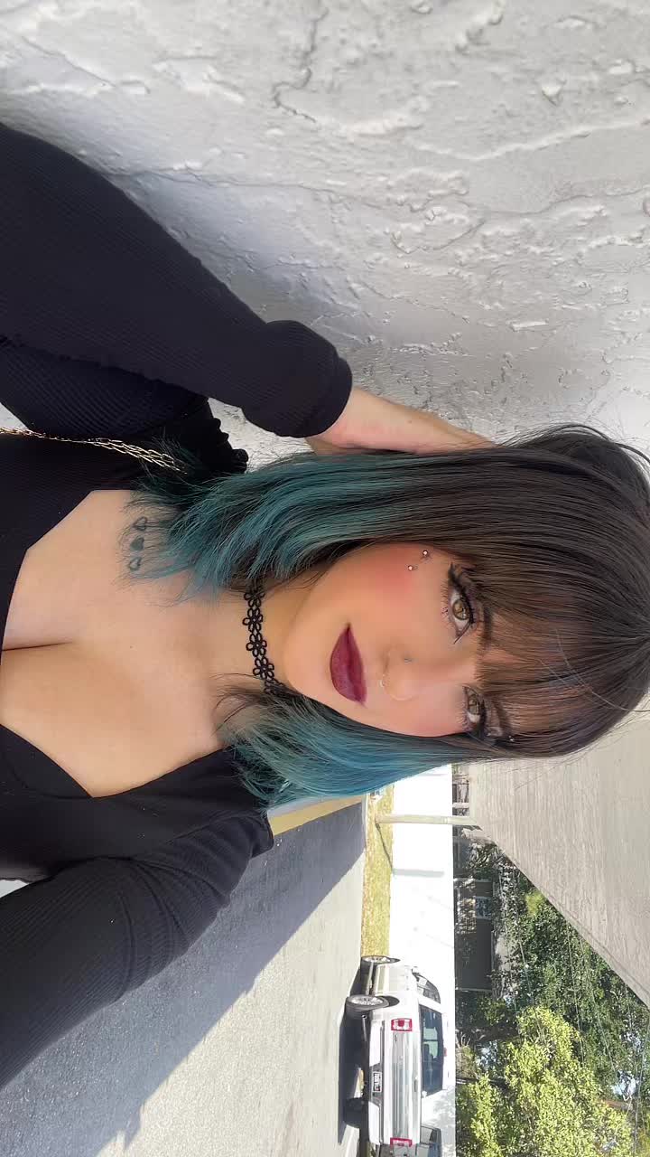 @zuri ♱