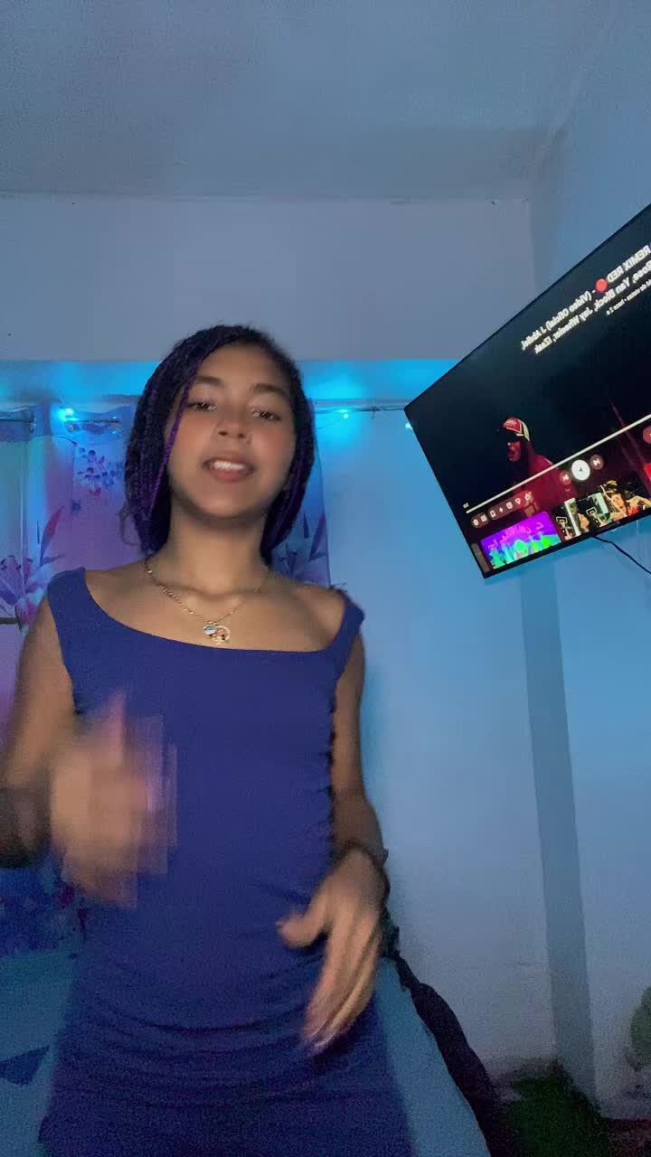 @Emmycat0206