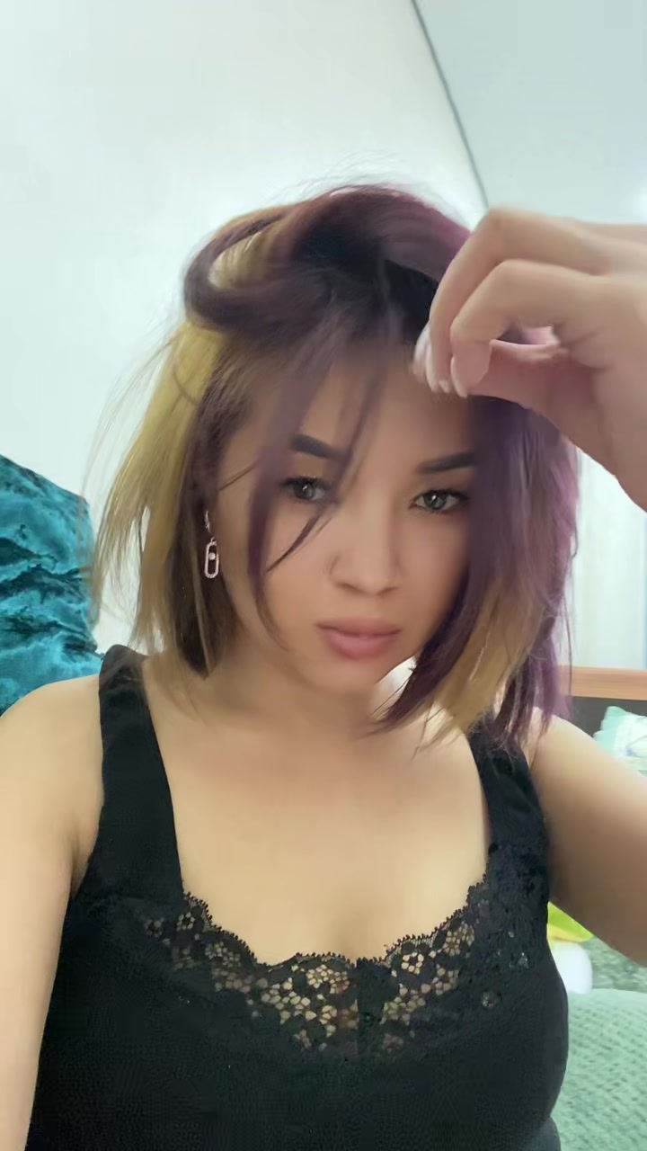 @Ainara