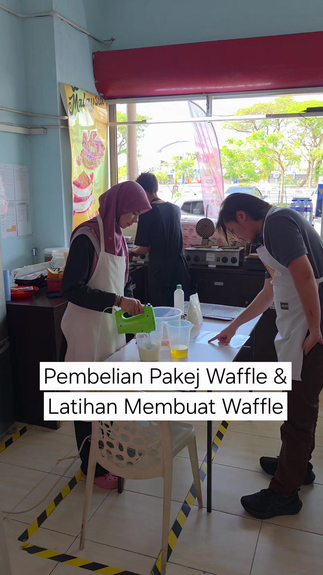 @Famous Waffle