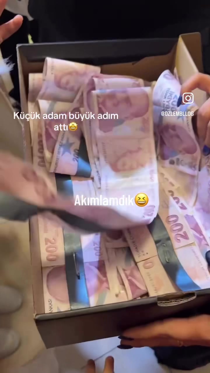 @Burcuözeryavuz