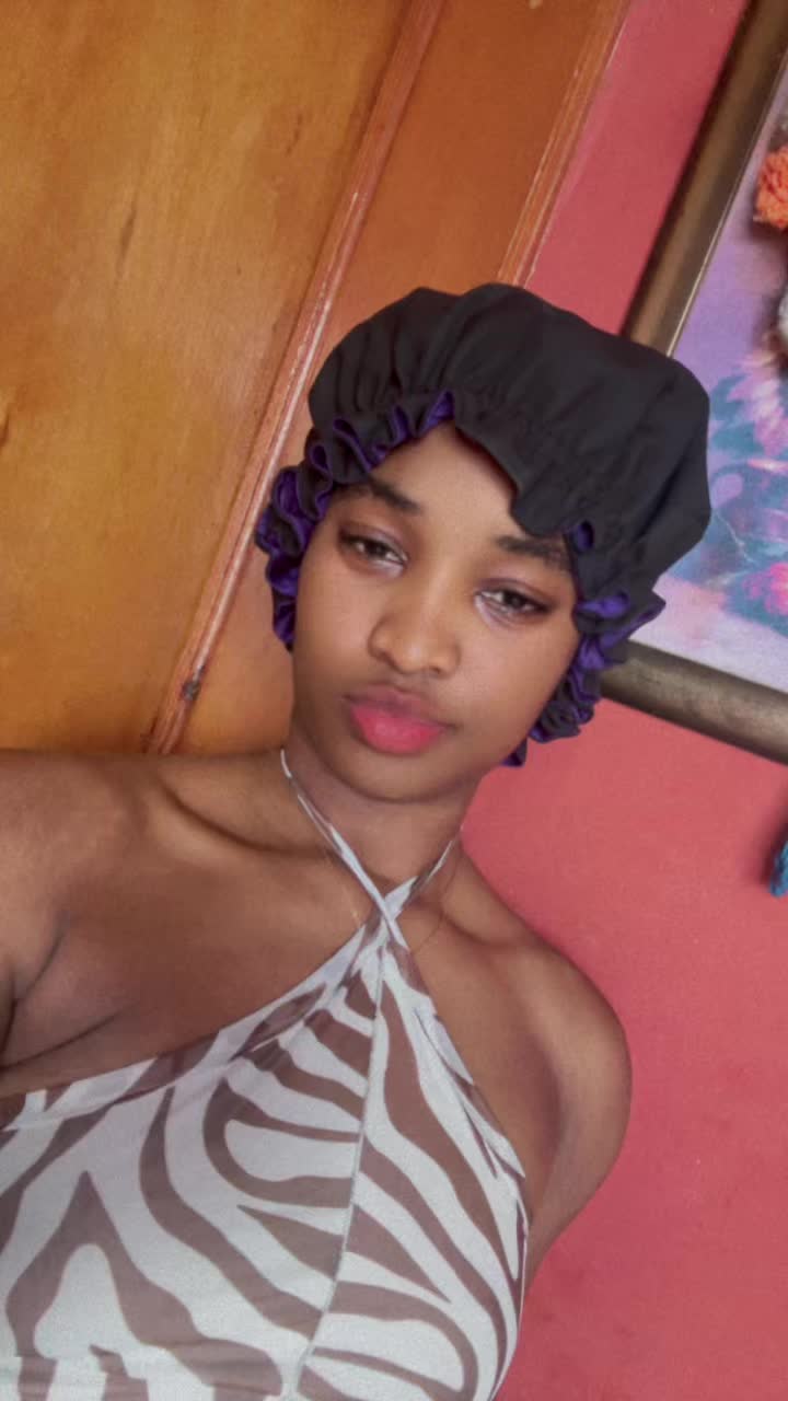 @𝒻𝒾𝓃ℯ 𝓈𝒽𝒾ℯ𝓉𝓉❤️👅