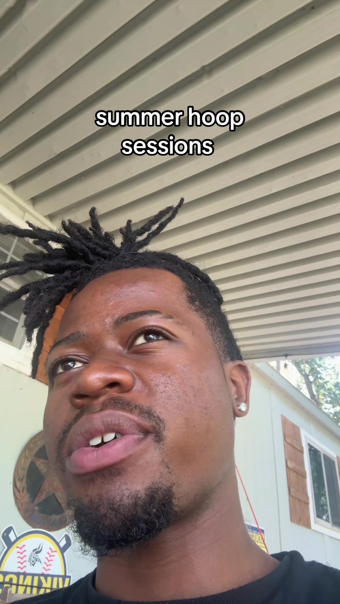 @moyoezzy