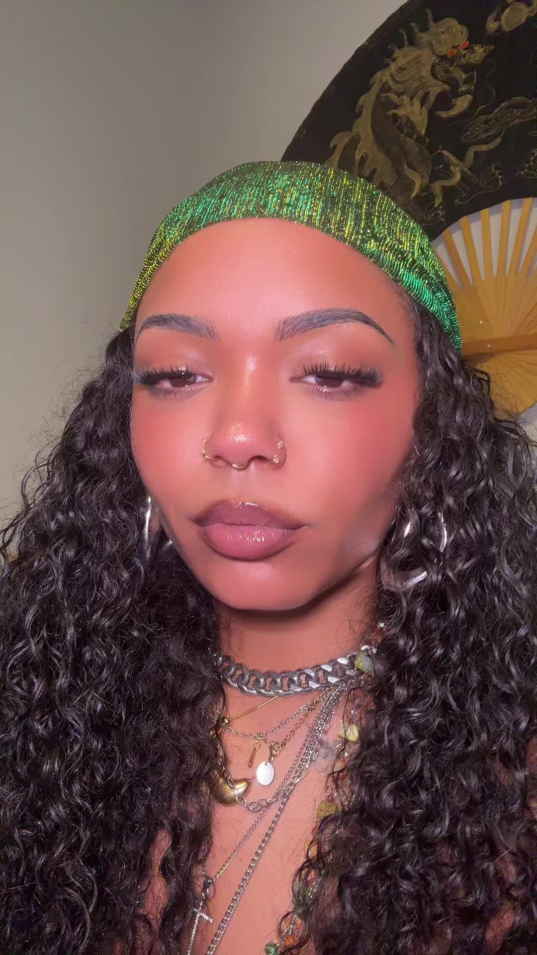 @𝔐𝔬𝔬𝔫𝔠𝔥𝔦𝔩𝔡