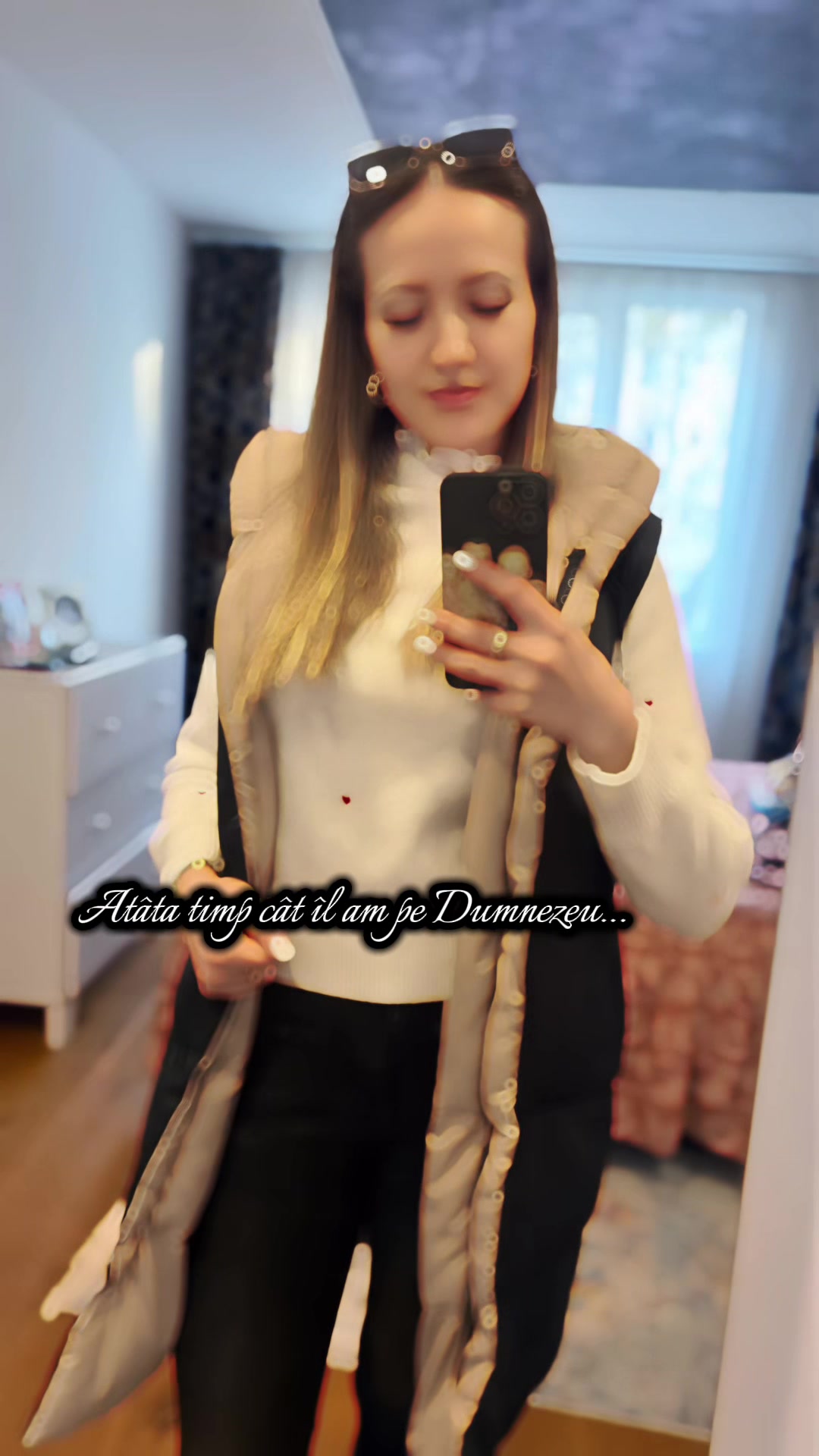 @👑𝓘𝓵𝓲𝓸𝓪𝓻𝓪(ℳ𝑜𝓂 𝑜𝒻 4)