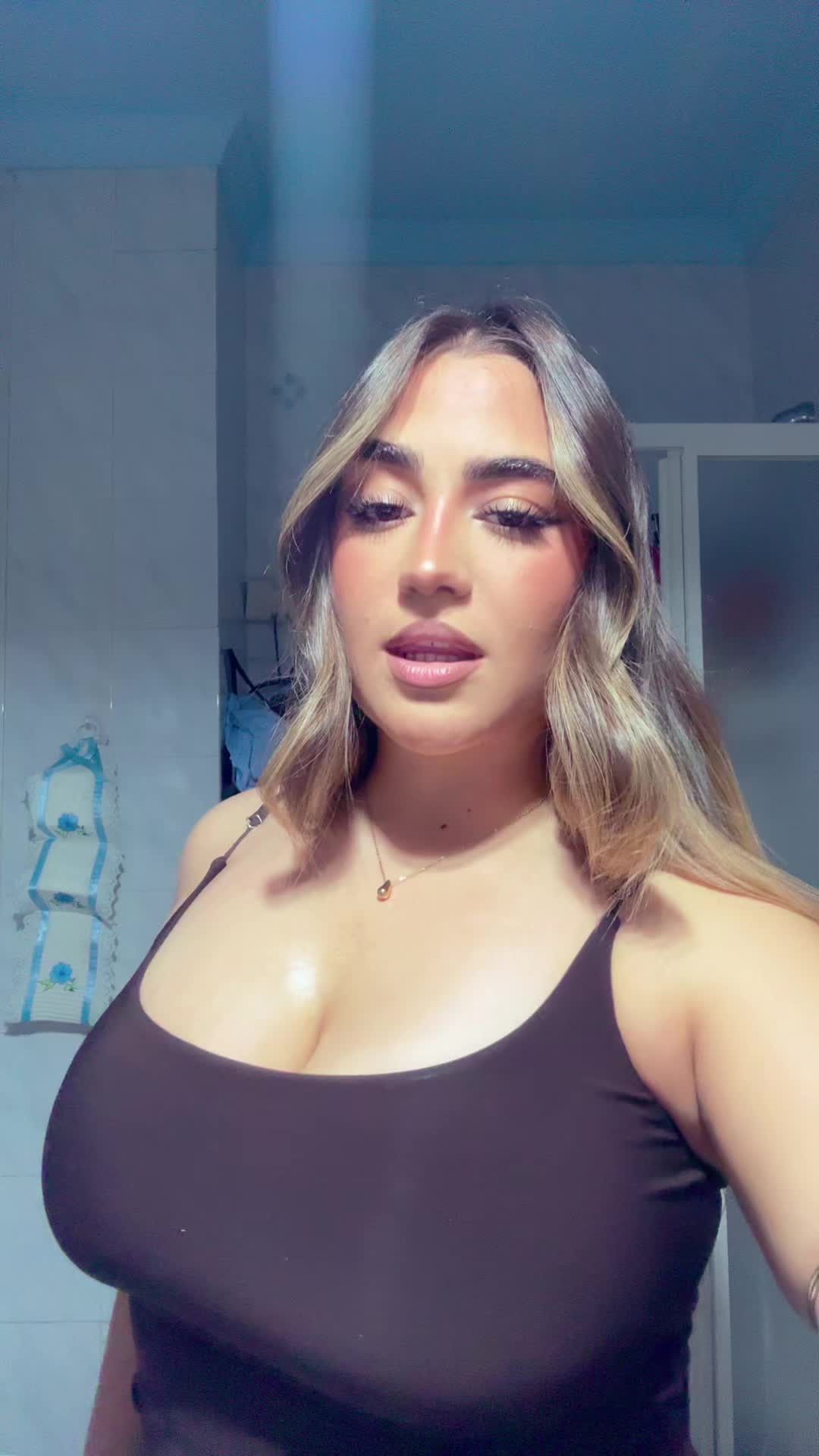 @flaviett