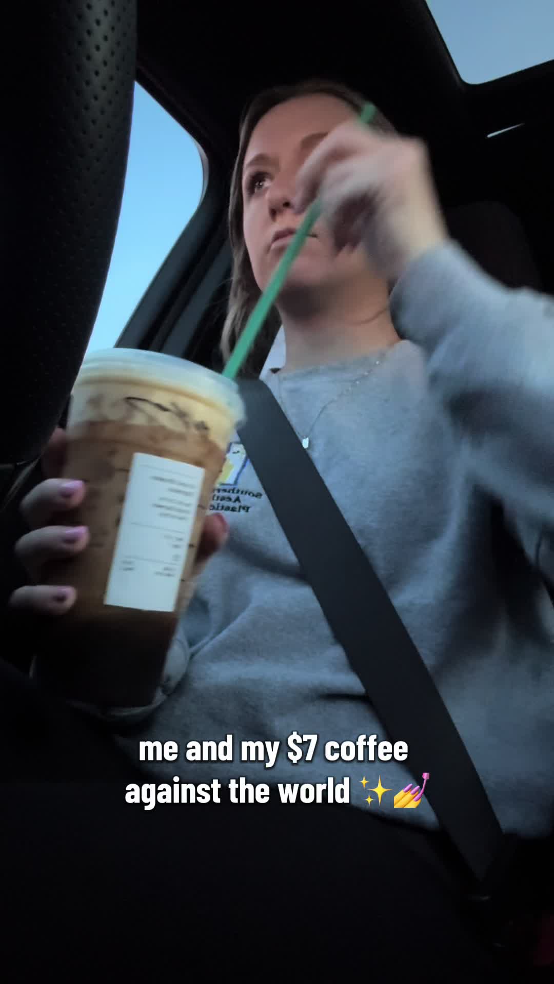 @annaamaee_